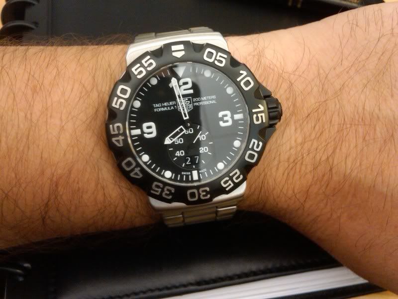 tag heuer formula 1 big date