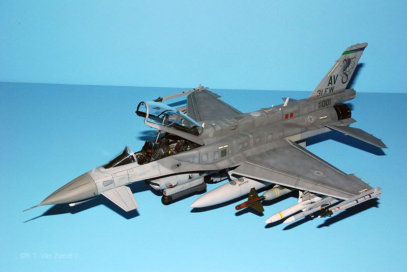 F16GSF01.jpg