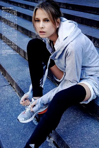 2494445846_4b1e6c92c1.jpg Hana Soukupova picture by wevasek