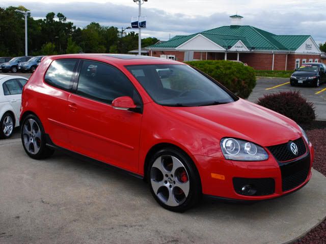 SO I JUST PICKED UP THIS NEW TORNADO RED 2009 GOLF GTI ON FRIDAY