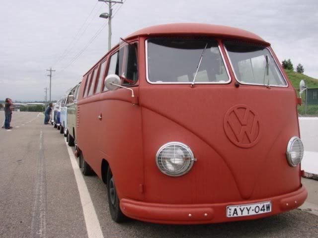 http://i41.photobucket.com/albums/e288/Myvwpics2006/Kombi2.jpg http://i41.photobucket.com/albums/e288/Myvwpics2006/Kombi2.jpg