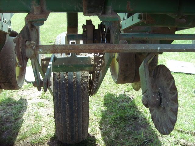 jd-7000-no-till-planter-iowawhitetail-forums