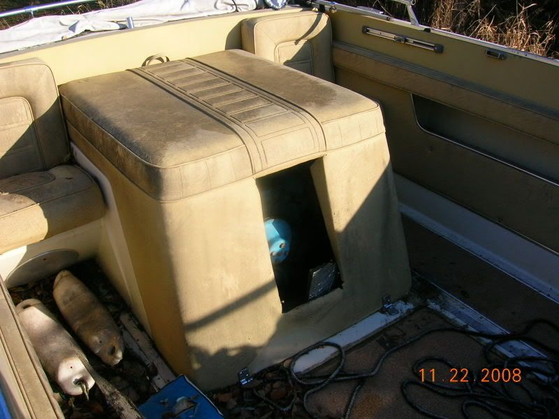 talullaandboattarping021.jpg
