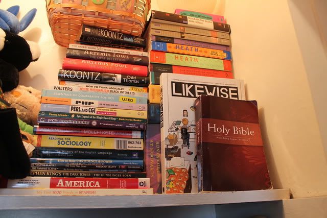 I'd have to pull out my comics from the cubby hole to show you what's behind ... IMG 2044 I'd have to pull out my comics from the cubby hole to show you what's behind ...