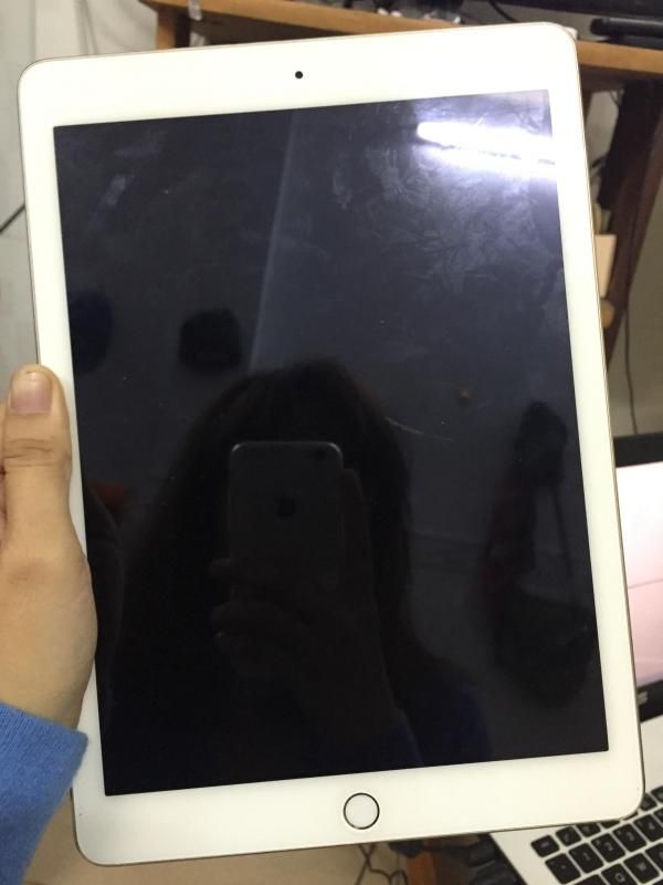 Air 2 16Gb Wifi - GOLD Likenew Fullbox