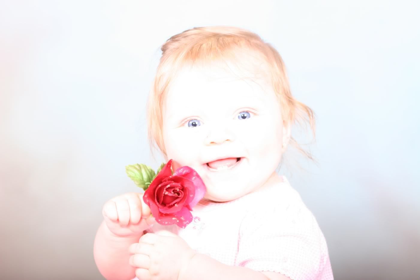 IMAGE: http://i41.photobucket.com/albums/e296/Natsbabies/Test0032.jpg