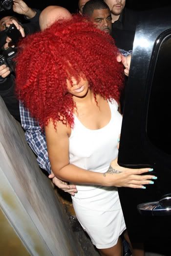 20110121rihanna-3.jpg
