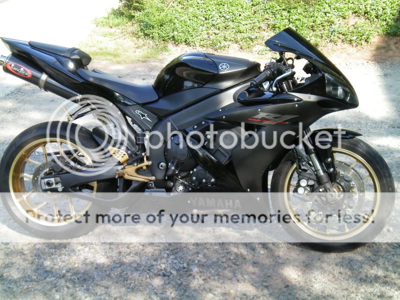 FS: 2006 Black R1 - 10K+ Miles - $7500 - Gold Carrozzeria Wheels ...