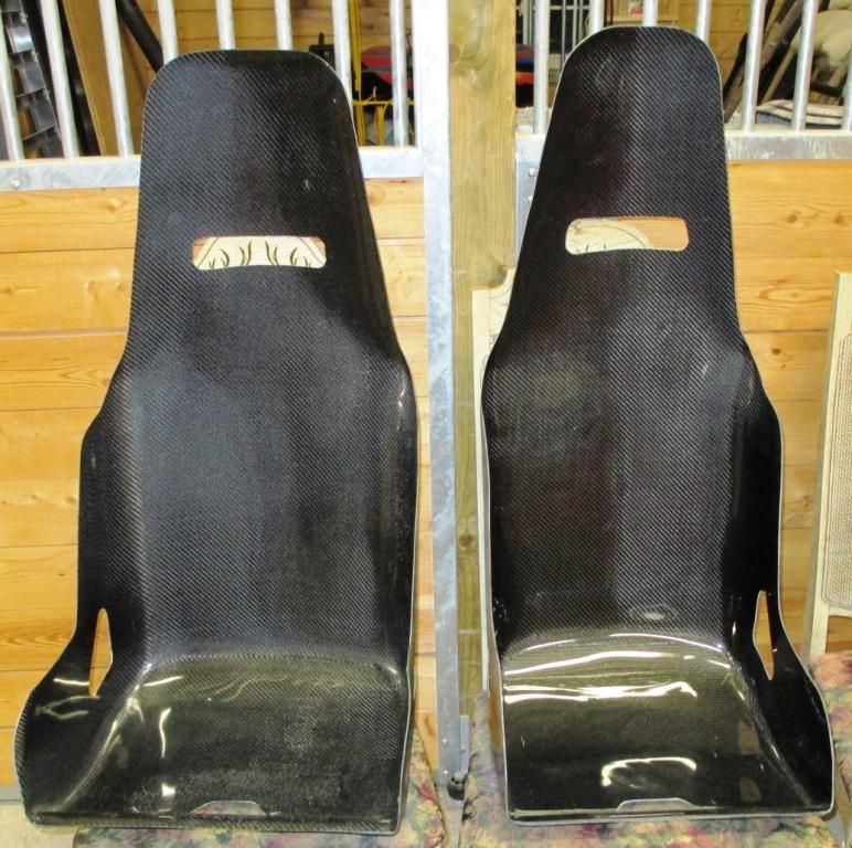 Hemiwagn Reno Update 20Carbon Fibre Drag Seats