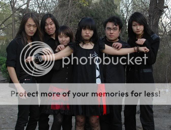 阅读:304 | 回复:2国内歌特音乐的团队 - dengel